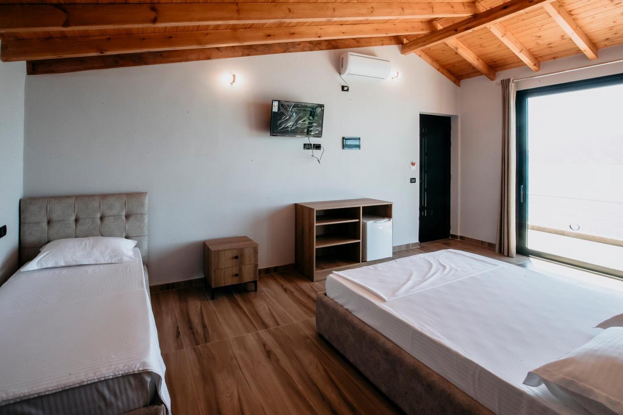Villa Del Mar Vlore Exterior photo