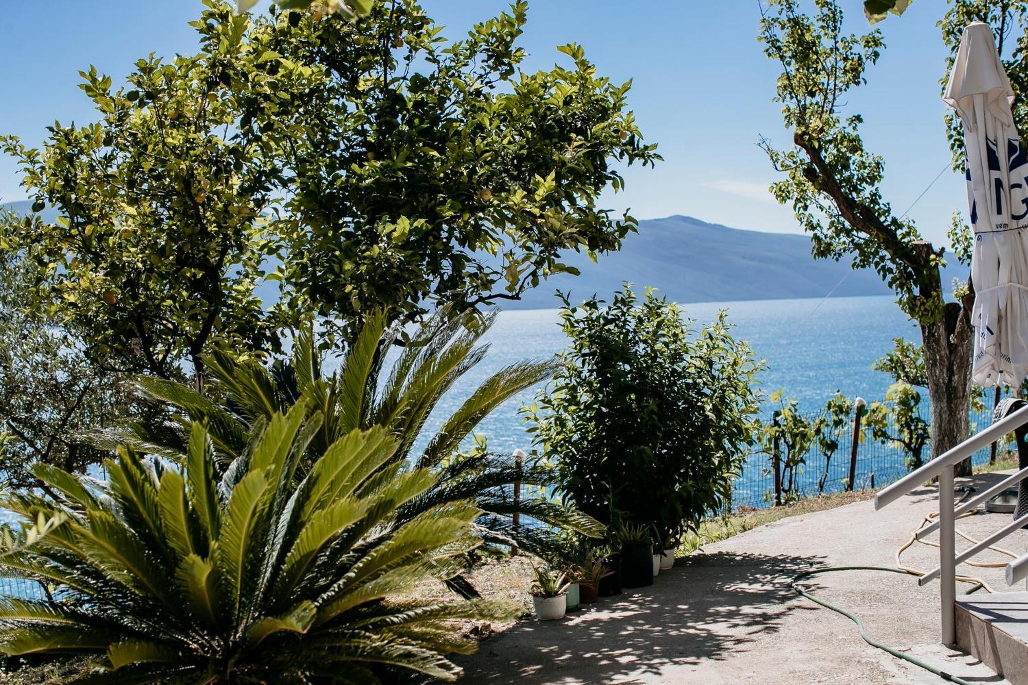 Villa Del Mar Vlore Exterior photo